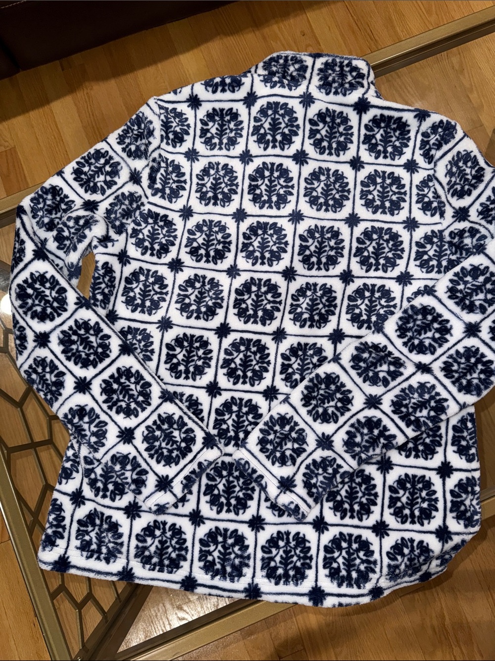 Vineyard Vines island geometric tile print quarter fleece pullover size large - Picture 6 of 6